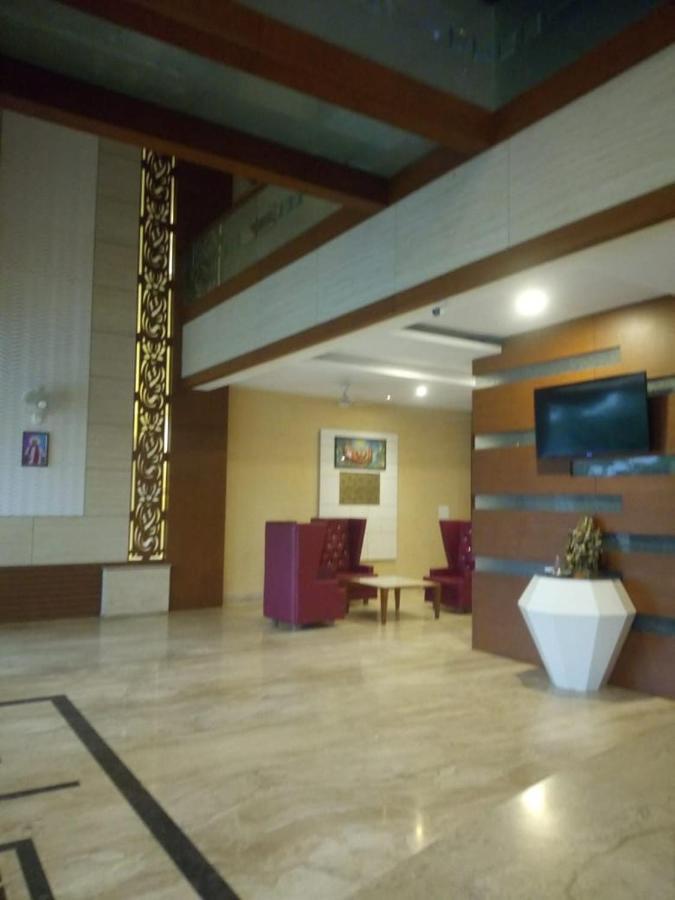 Mnr Resort Piparia ภายนอก รูปภาพ