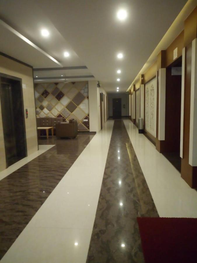 Mnr Resort Piparia ภายนอก รูปภาพ